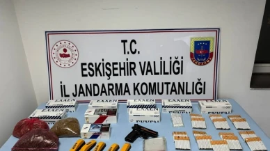 Eskişehir'de Kaçak Tütün Satmaya Çalışan Şüpheli Jandarma Tarafından Yakalandı