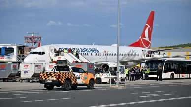 İsrail’in alıkoyduğu 137 aktivist Türkiye’ye getirildi