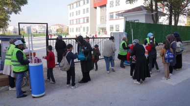 Tepebaşı’nda Okul Öğrencilerine Ücretsiz Beslenme Desteği Sürüyor