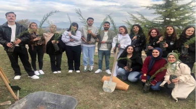 Söğüt Meslek Yüksekokulu, fidanları toprakla buluşturdu
