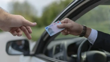 Ehliyet Harçlarına 2026 Zammı! A ve B Sınıfı Sürücü Belgesi Ücretleri Ne Kadar Olacak?