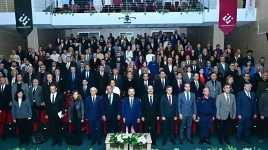 Eskişehir’de ‘Kişisel Verileri Koruma’ toplantısı: Vali Aksoy’dan dijital güvenlik vurgusu