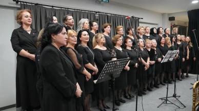 Tepebaşı Belediyesi Korosu Atatürk’ü sevdiği türkülerle andı