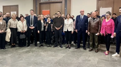 Atatürk’ün izinde 90 eserlik büyük sergi açıldı