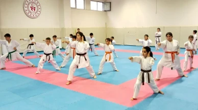 Eskişehir’de Karate Kış Okulu 3. Grup Çalışmaları Sürüyor