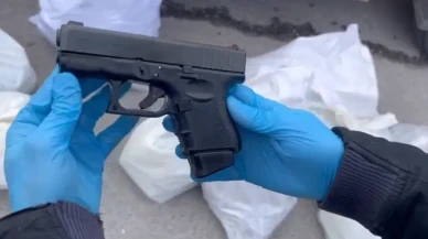 Arızalı süsü verilen araçtan cephanelik çıktı