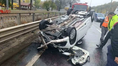 Takla atan araçtan hafif yaralı olarak kurtuldu