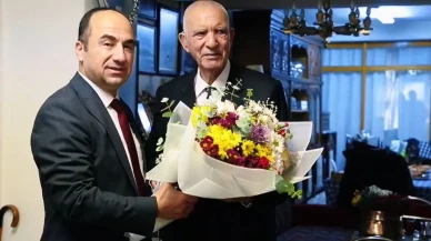 Emniyet Müdürü Yılmaz’dan 93 yaşındaki emekli öğretmene anlamlı ziyaret