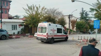 Odunpazarı’nda Dakikalarla Yarışan Ambulans, Kilitli Dubalarda Takıldı!