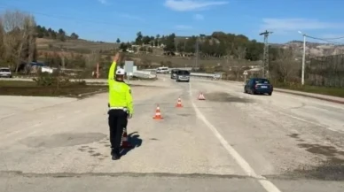 Yenipazar’da Trafik Denetimleri Sıkılaştı: Ekipler Sahada
