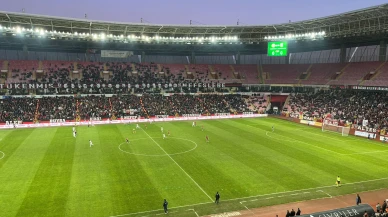 Eskişehirspor – Balıkesirspor Maçında İlk Yarı Bitti: Kartlar Çıktı, Gol Çıkmadı