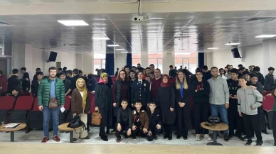 Afyonkarahisar'da Polis Ekiplerinden Liselilere Akran Zorbalığı ve Çocuk Güvenliği Eğitimi