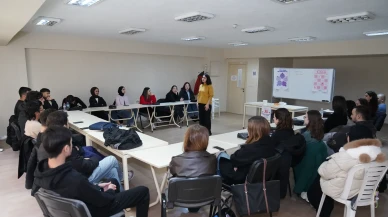 Tepebaşı Belediyesi Gençlik Merkezleri'nde Bilinçli Atölye Çalışmaları Sürüyor