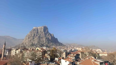 Afyonkarahisar’da Hafta Sonu Yağış Bekleniyor, Soğuk Etkisini Azaltıyor