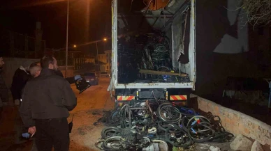 Eskişehir’de Bisiklet Yüklü Kamyonda Yangın Paniği
