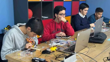 'Deneyap Teknoloji Atölyesi' Gençlere İnovasyon Kapısı Aralıyor