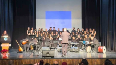 Hoca Ahmed Yesevi Anadolu Lisesi’nden Unutulmaz Yeni Yıl Konseri