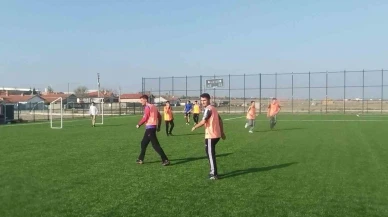 Mahmudiye’de Futbol Seçmelerinde Gençler Yeteneklerini Konuşturdu