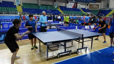 Gençler Masa Tenisi Bölge Yarışmaları Kütahya’da Başladı