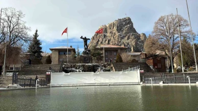 Afyonkarahisar Eksi 5’i Gördü: Kent Adeta Buz Kesti