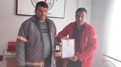 Kütahya’da Örnek Bağışçıya Kızılay’dan Teşekkür Madalyası