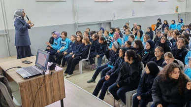 Kütahya'da İl Müftü Yardımcısı Demirci’den Gençlere Değerler Eğitimi Mesajı