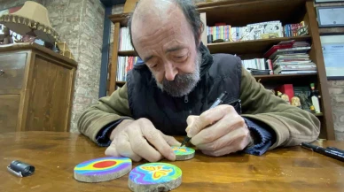 Karikatürden Çini Mürekkebine: Çizgiyle Ek Gelir Sağlıyor