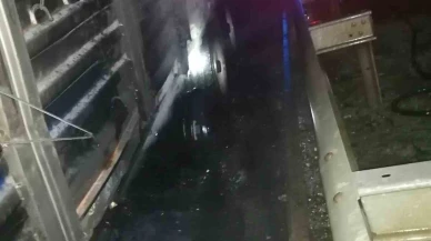 Karayolunda Korku Dolu Anlar: Seyir Halindeki Tırdan Alevler Yükseldi