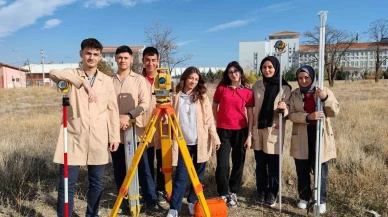 Afyonkarahisar’da Tapu Müdürlüğünden Öğrencilere Uygulamalı Mesleki Eğitim
