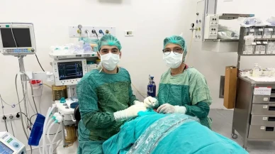 Şuhut Devlet Hastanesi’nde başarılı göz kapağı ameliyatıyla hastanın görme alanı düzeldi