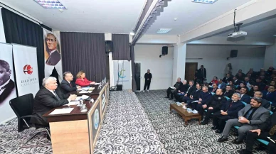 Eskişehir Valisi Aksoy, Muhtarlar ile Bir Araya Geldi: Gündem Eğitim, Güvenlik ve Sağlık