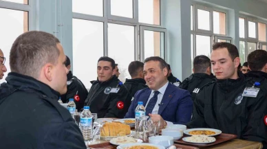 Bilecik Valisi Sözer, Polis Adaylarıyla Bir Araya Geldi