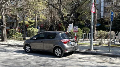 Eskişehir’de ‘Park Yapılmaz’ Uyarısına Rağmen Park Edilen Araç Tepki Çekti