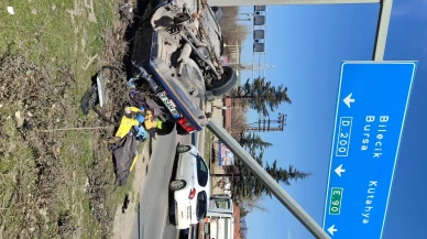Eskişehir-Ankara Yolunda Trafik Kazası: Araç Kullanılamaz Hale Geldi