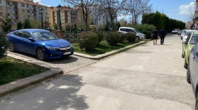 Eskişehir'de yayalar ayrı sürücü ayrı dertli