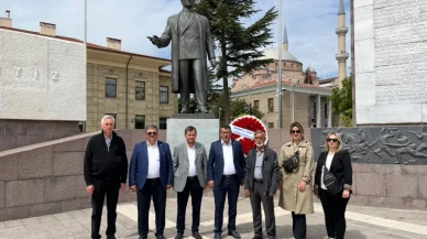 Çiftçiler alın teriyle üretmeye devam ediyor