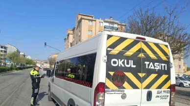 Eskişehir’de okul çevresi ve servislerine sıkı denetim: Servis araçları kontrol edildi