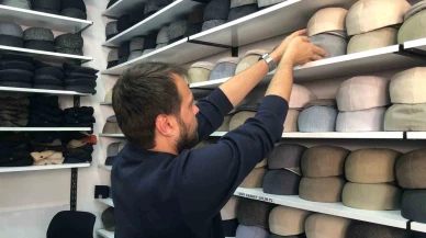 Eskişehir'de havaların ısınmasıyla şapka satışları artıyor
