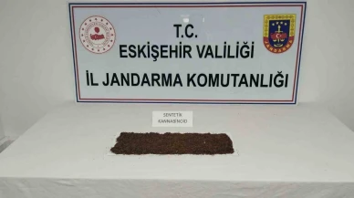 Eskişehir'de uyuşturucu ticareti yapmayı amaçlayan şüpheli jandarmadan kaçamadı