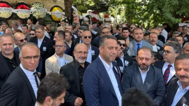 CHP’li Arslan, Ferdi Zeyrek’in cenazesine katıldı: “Manisa halkı evladını uğurladı”