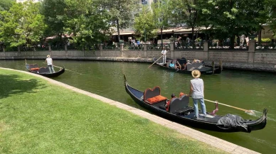 Bayramda Eskişehir’e gelen turistler gondol seferlerini yoğunlaştırdı