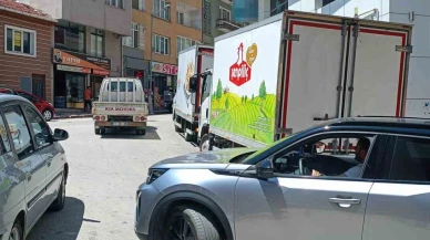 Toptancı Araçları Trafiği Felç Etti: Sürücüler Çözüm Bekliyor