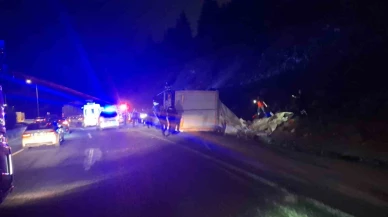 Beyaz Eşya Yüklü Çekici Kazasında Can Pazarı