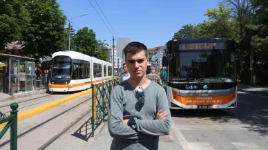 “Eskişehir’de toplu taşımaya olan tutkusu ile dikkat çekiyor”