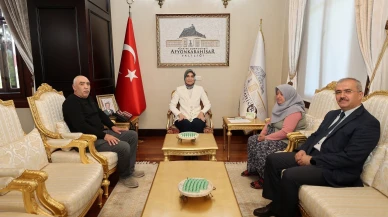 Devletin Şefkat Eli Şehit Ailesinin Yanında