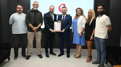 Vali Aksoy, Eskişehir Durum Haber Ajansı'nı ziyaret ederek başarılarını kutladı