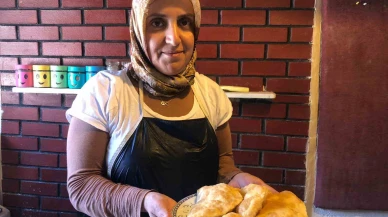Eskişehir'in vazgeçilmezi çi börek, yerli ve yabancı turistlerin ilgisini çekiyor