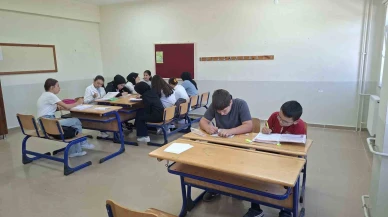 Öğrenciler Sınava Kampta Hazırlanıyor: Çay Etkinliğiyle Moral Buldular