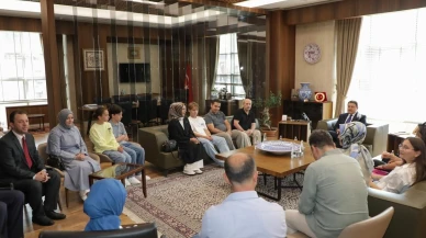 Kütahya'nın LGS 2025 Türkiye Birincileri, Vali Işın ile Buluştu