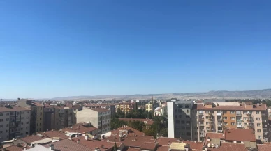 Eskişehir’de Sıcak Hava Devam Ediyor: Hafta Sonu 35 Dereceyi Görecek